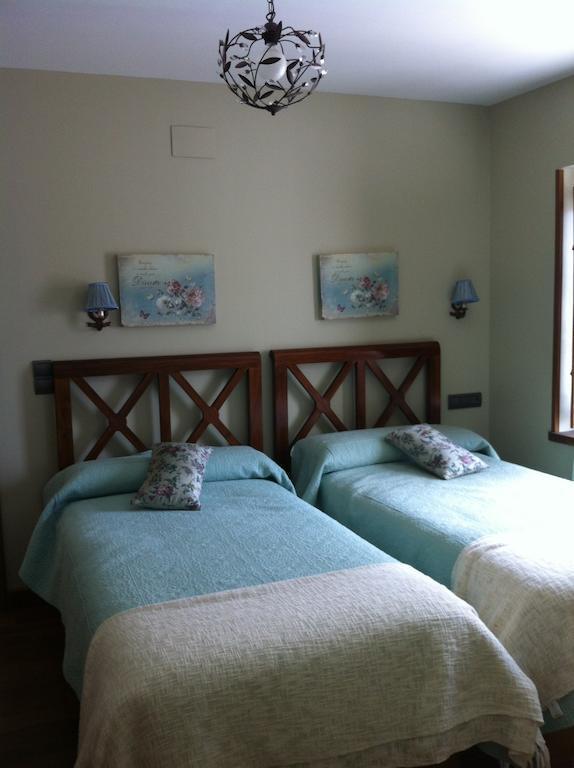 Hostal El Resbalon Cervera De Pisuerga Bilik gambar
